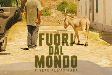 FUORI DAL MONDO – Vivere all’Asinara